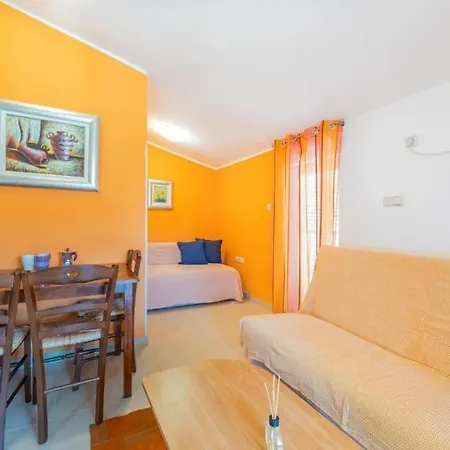 With A Parking Space Baska, Krk - 22411 Baska (Krk)